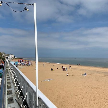 Vitamin Sea Residency Херн-Бей Экстерьер фото