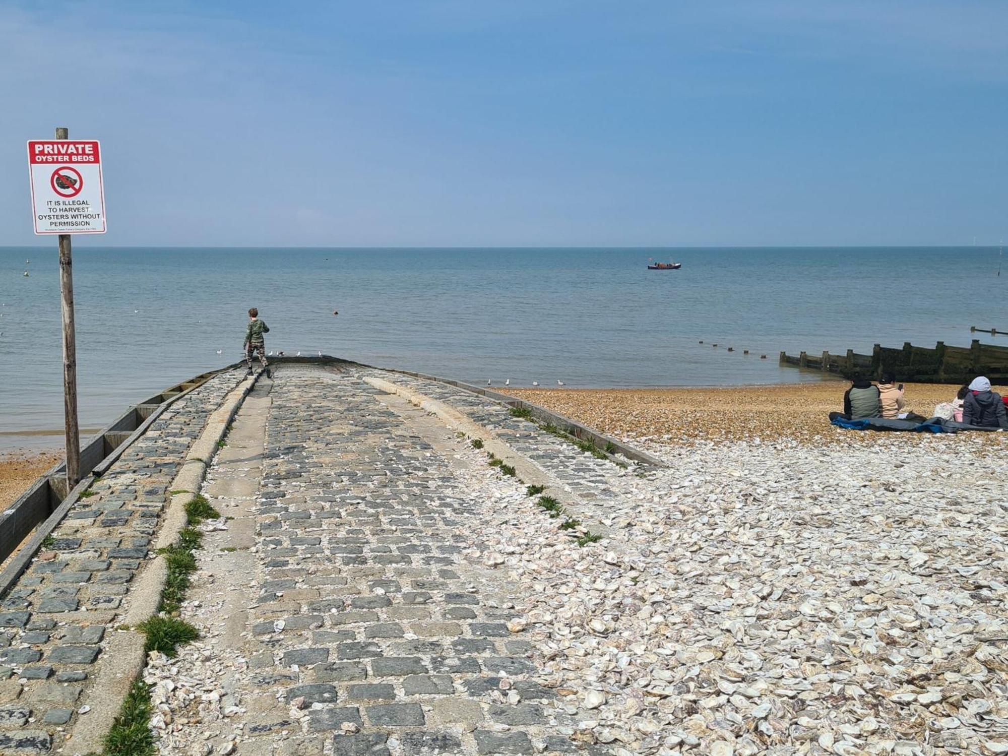Vitamin Sea Residency Херн-Бей Экстерьер фото